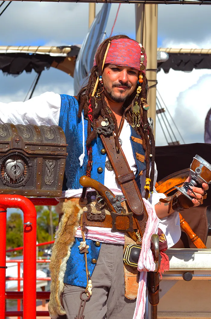 Captain-Jack-Sparrow Captain-Jack-Sparrow
